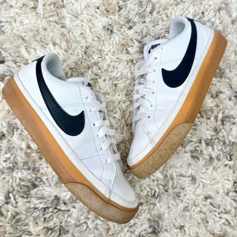 WOMEN'S NIKE COURT LEGACY NEXT NATURE SUSTAINABLE SNEAKERS
